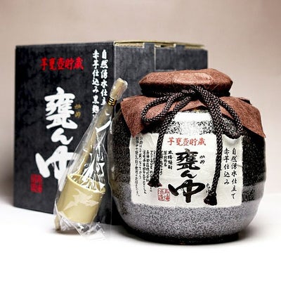 月の中 亀 甕壷長期貯蔵 25度1800ml 【岩倉酒造場】《芋焼酎》つきん 