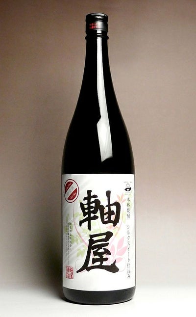 軸屋 シルクスイート 2025 25度1800ml 【軸屋酒造】《芋焼酎》 ,| 焼酎 