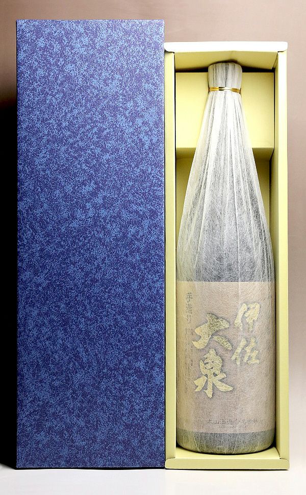 手造り 伊佐厳撰 長期貯蔵 25度1800ml 【大山酒造】《芋焼酎》 ,| 焼酎