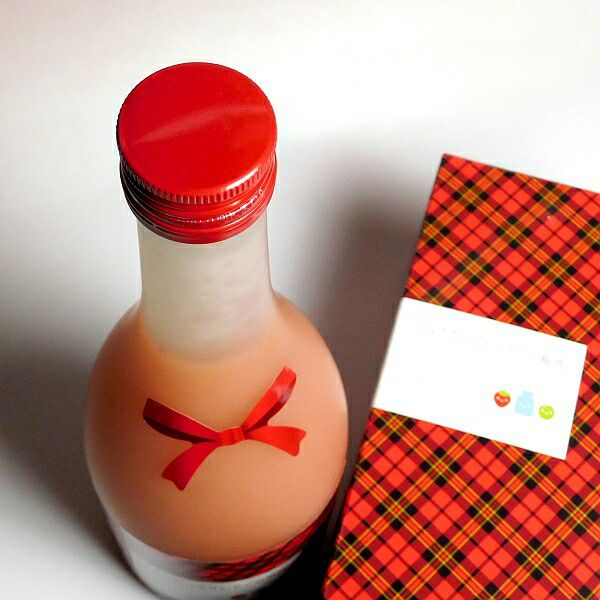 ミルクたっぷりいちごの梅酒 8度720ml